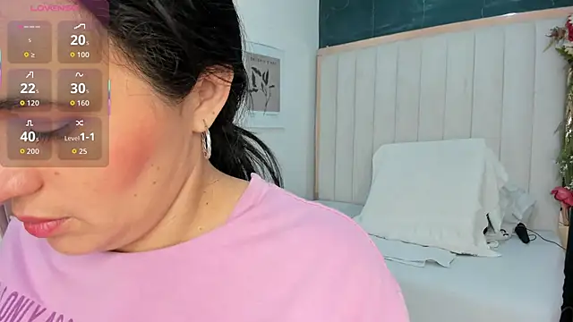 africa holmes online show from October 2025 02:11:02 AM