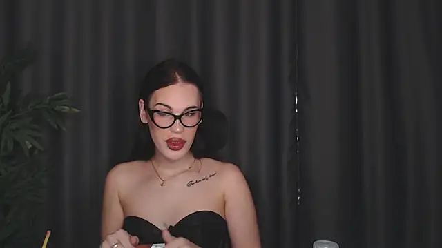 Cassie Bae online show from May 2026 01:09:02 PM