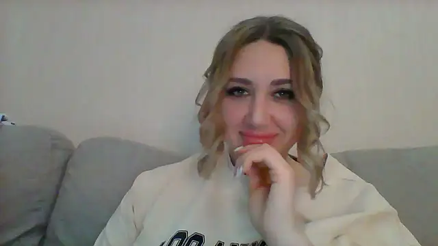 Snapshot of VickyLove047 chatting on January 2025 04:30:02 AM VickyLove047 online show from January 2025 04:30:02 AM