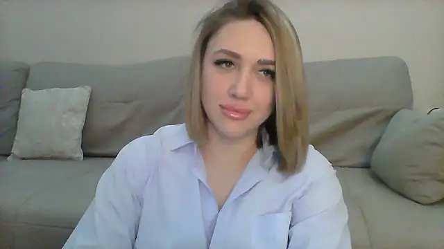 Snapshot of VickyLove047 chatting on January 2025 05:28:02 AM VickyLove047 online show from January 2025 05:28:02 AM