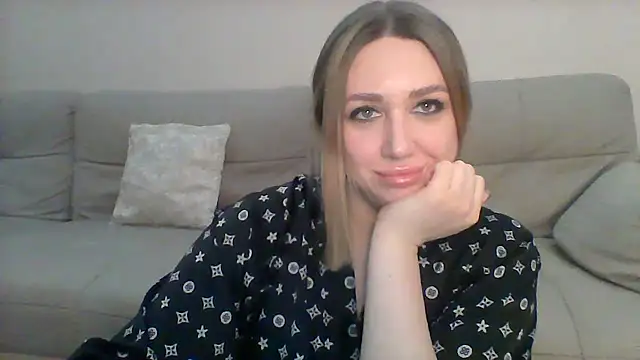 Snapshot of VickyLove047 chatting on February 2025 02:40:01 PM VickyLove047 online show from February 2025 02:40:01 PM