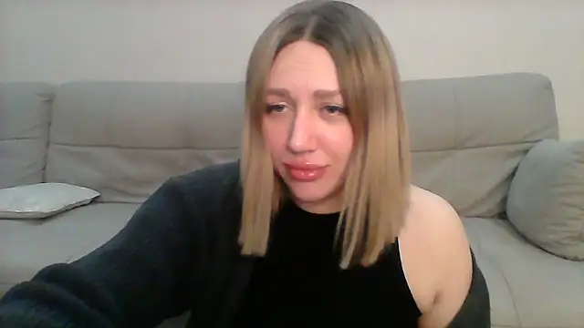 Snapshot of VickyLove047 chatting on February 2025 06:37:01 PM VickyLove047 online show from February 2025 06:37:01 PM