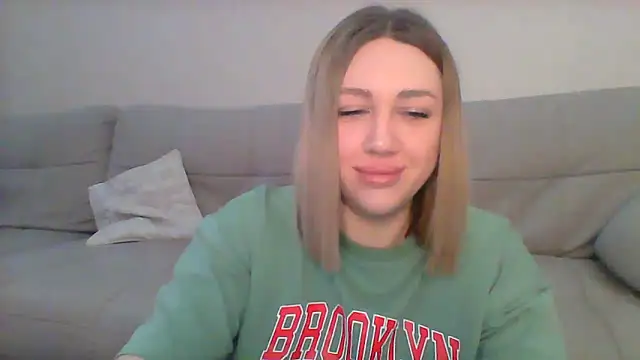 Snapshot of VickyLove047 chatting on March 2025 04:47:02 AM VickyLove047 online show from March 2025 04:47:02 AM