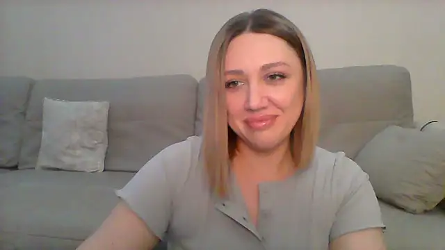 Snapshot of VickyLove047 chatting on March 2025 08:26:02 AM VickyLove047 online show from March 2025 08:26:02 AM
