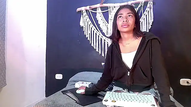 anais tgn online show from March 2025 06:43:02 PM