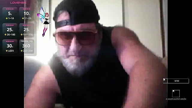 Snapshot of OutloudCountnClouds chatting on September 2025 09:42:02 AM OutloudCountnClouds online show from September 2025 09:42:02 AM