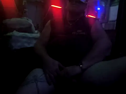 Snapshot of OutloudCountnClouds chatting on November 2025 08:03:02 AM OutloudCountnClouds online show from November 2025 08:03:02 AM