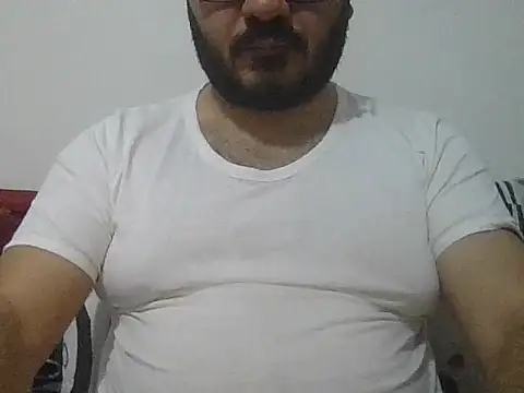 Snapshot of UrfavSlaveBitch chatting on February 2026 04:38:02 PM UrfavSlaveBitch online show from February 2026 04:38:02 PM