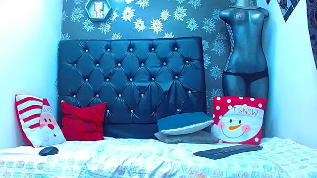 Snapshot of exotic_hot_couple chatting on December 2024 02:54:01 AM exotic hot couple online show from December 2024 02:54:01 AM