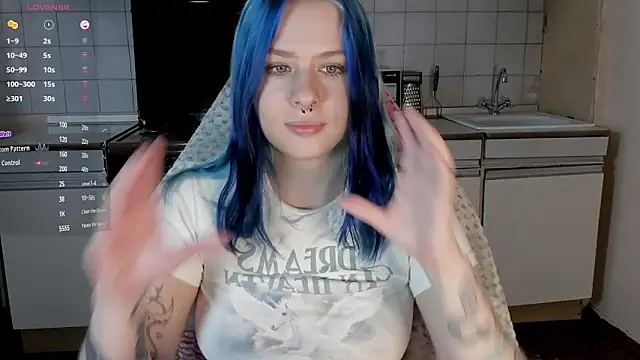 Snapshot of tender_kiitty chatting on September 2025 02:49:02 PM tender kiitty online show from September 2025 02:49:02 PM