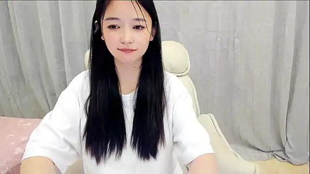 CN-Babycat online show from October 2025 01:32:02 PM