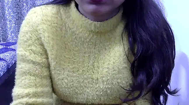 hot  surbhi online show from January 2025 02:49:01 PM