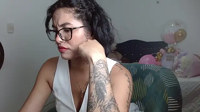 Sexy Lia  online show from February 2026 02:37:01 AM