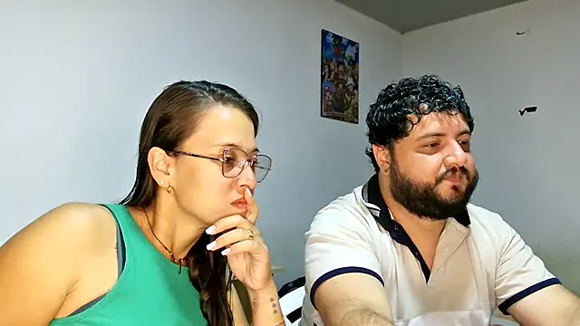 Snapshot of Paloma_Desire chatting on December 2024 12:52:02 PM Paloma Desire online show from December 2024 12:52:02 PM