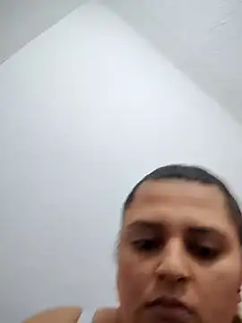 Miss balloonsmila online show from December 2024 08:27:02 PM