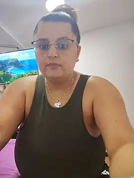 Miss balloonsmila online show from September 2025 03:17:01 AM