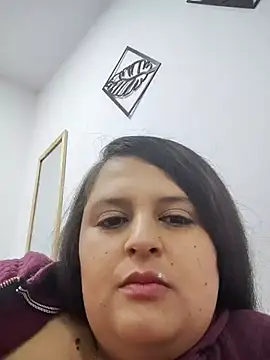 Miss balloonsmila online show from October 2025 12:16:02 AM