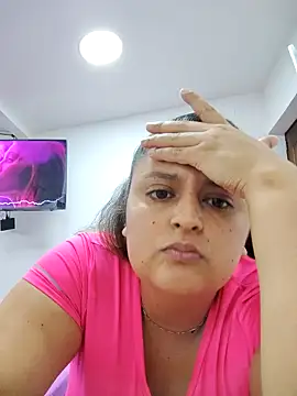 Miss balloonsmila online show from November 2025 01:49:01 AM