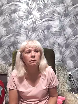 Snapshot of sakura_blonde chatting on October 2025 02:54:01 AM sakura blonde online show from October 2025 02:54:01 AM