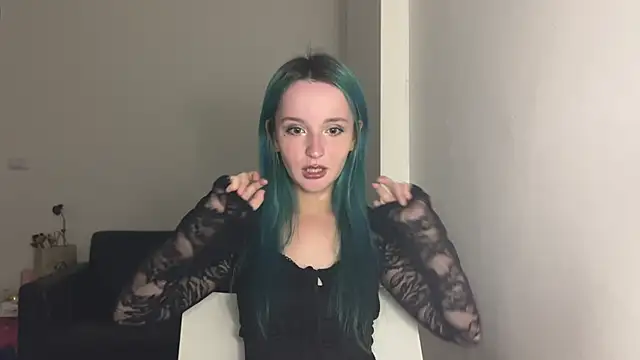 bumble bee online show from January 2025 12:37:01 PM