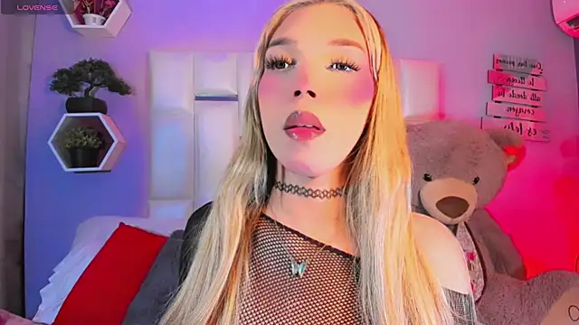 Aileen 18 online show from October 2025 07:07:02 AM