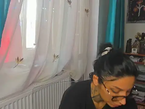 Lucky Deniz online show from December 2024 07:01:01 AM