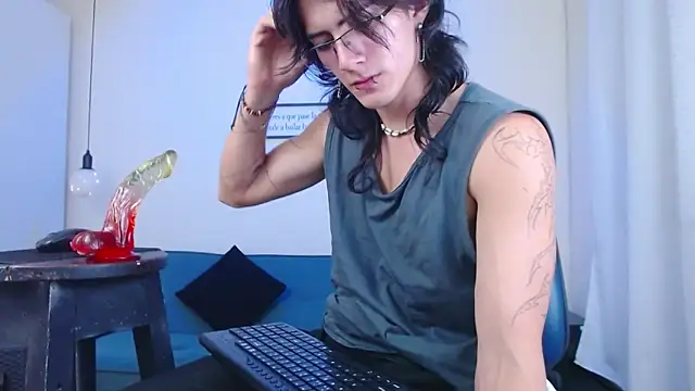 andreey50 online show from January 2025 11:34:02 PM