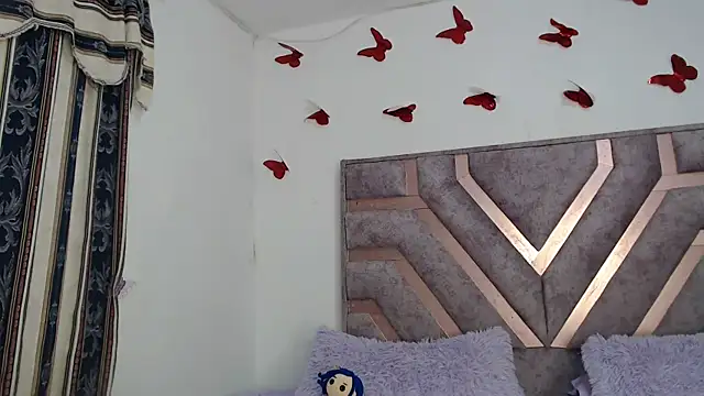 Anny Fox- online show from September 2025 03:06:01 AM