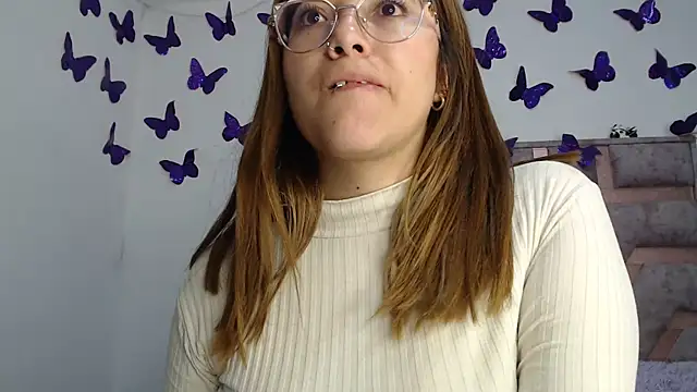 Anny Fox- online show from November 2025 05:16:02 AM