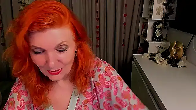 Fire-Fox-One online show from October 2025 07:33:02 PM