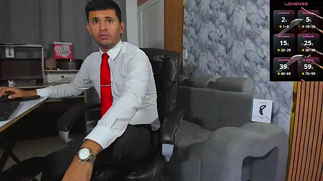 Snapshot of Hideintheoffice chatting on February 2026 05:06:01 AM Hideintheoffice online show from February 2026 05:06:01 AM