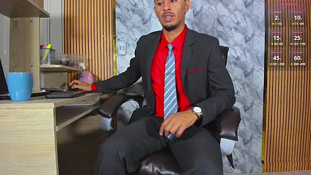Snapshot of Hideintheoffice chatting on May 2026 01:35:01 AM Hideintheoffice online show from May 2026 01:35:01 AM