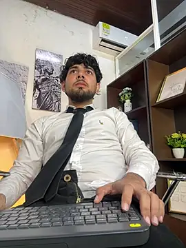 Snapshot of Samir_bear chatting on April 2026 01:41:02 PM Samir bear online show from April 2026 01:41:02 PM