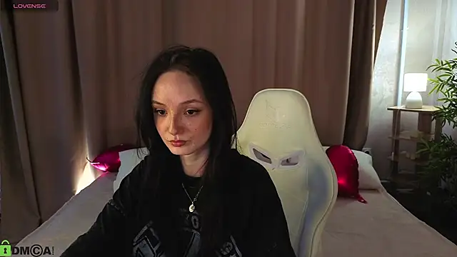 Snapshot of Cheryl__Brown chatting on May 2026 01:21:01 AM Cheryl Brown online show from May 2026 01:21:01 AM