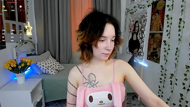 Snapshot of lilithlunna chatting on January 2025 10:45:01 PM lilithlunna online show from January 2025 10:45:01 PM