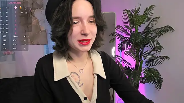Snapshot of lilithlunna chatting on February 2025 10:44:02 PM lilithlunna online show from February 2025 10:44:02 PM