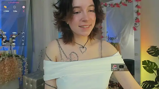 Snapshot of lilithlunna chatting on February 2025 12:57:02 AM lilithlunna online show from February 2025 12:57:02 AM