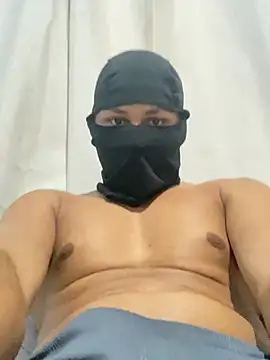 rickzinnxz online show from December 2024 05:29:02 PM