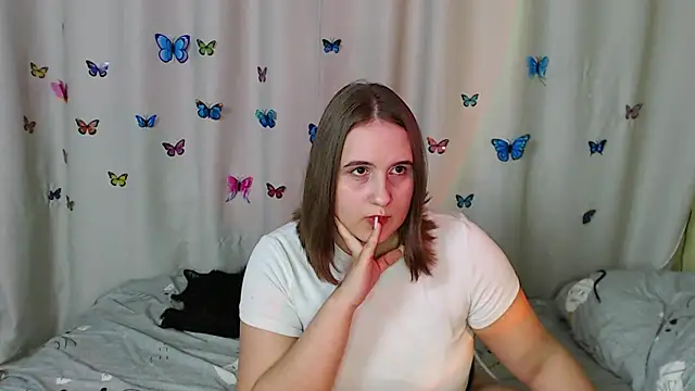 Phantommira online show from January 2025 09:21:01 PM