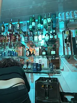 lauraltt online show from September 2025 01:27:01 AM