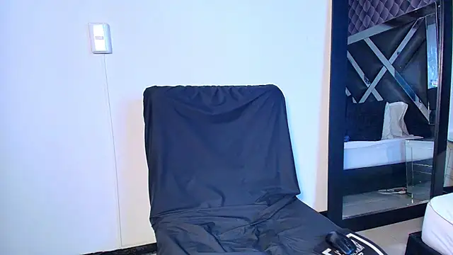 caroo gomeez online show from October 2025 04:09:01 AM