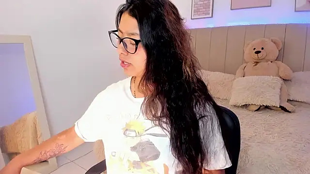 Snapshot of Katta_ossa chatting on March 2025 08:00:02 PM Katta ossa online show from March 2025 08:00:02 PM