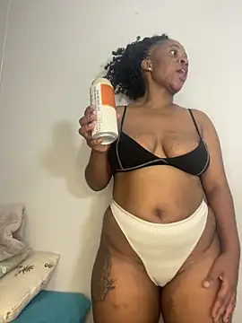 Snapshot of beverlyxxxx chatting on March 2025 02:58:01 PM beverlyxxxx online show from March 2025 02:58:01 PM