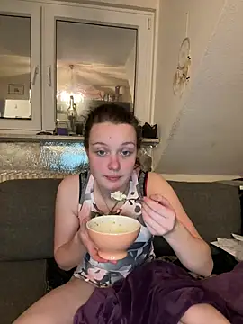 Snapshot of milabandolero chatting on January 2025 06:20:01 PM milabandolero online show from January 2025 06:20:01 PM