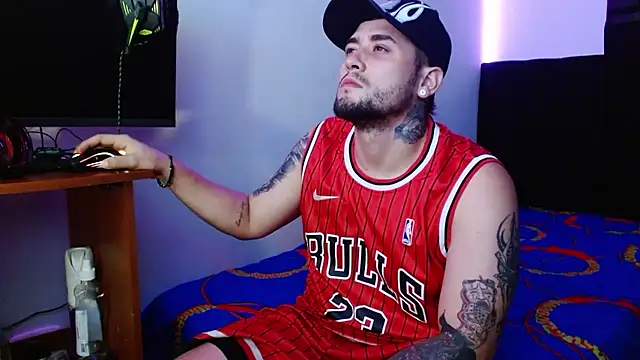 miia-liiam online show from January 2026 05:44:01 AM