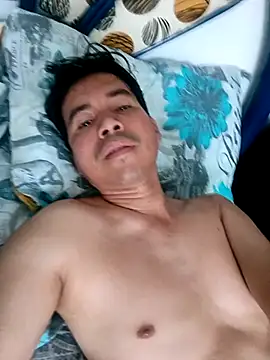 bisexual0007 online show from December 2025 12:11:02 PM