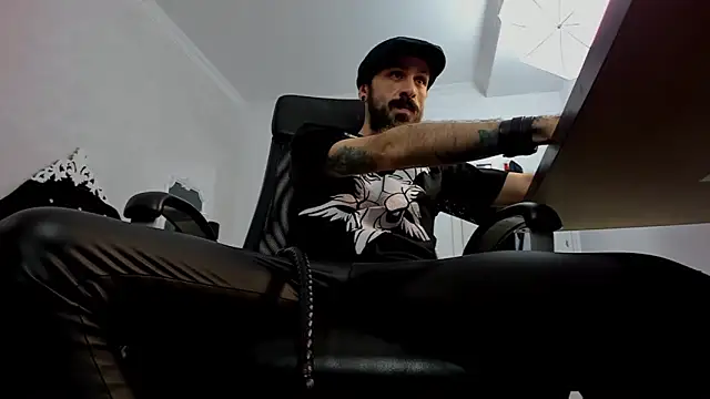 AxelColton online show from January 2025 12:57:02 PM