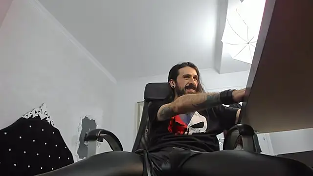 AxelColton online show from January 2025 09:15:02 AM