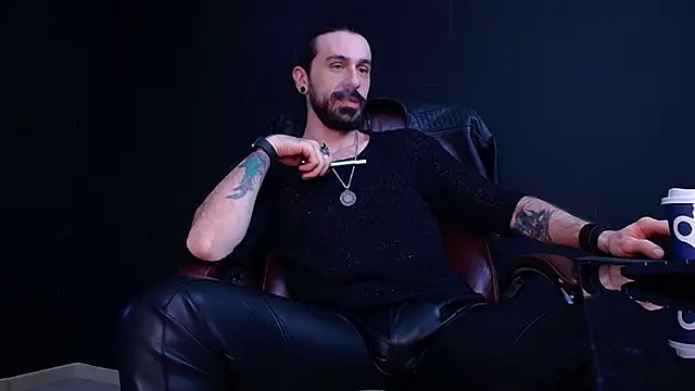 AxelColton online show from November 2025 11:32:01 AM