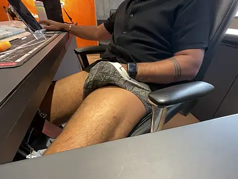 Nil Talreja online show from November 2025 09:10:02 AM